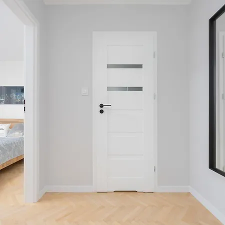 Goplanska Stylish With Balcony By Renters *