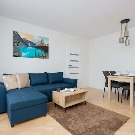 Goplanska Stylish With Balcony By Renters *