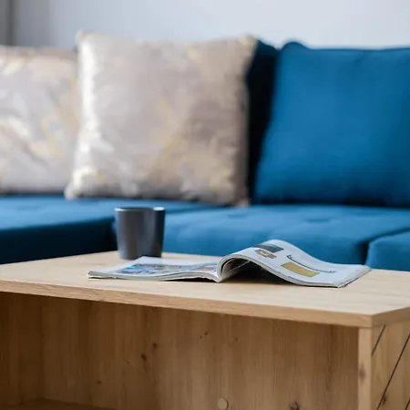 Goplanska Stylish With Balcony By Renters