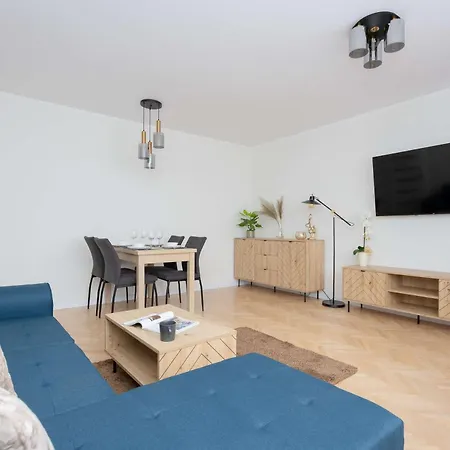 Apartment Goplanska Stylish With Balcony By Renters *